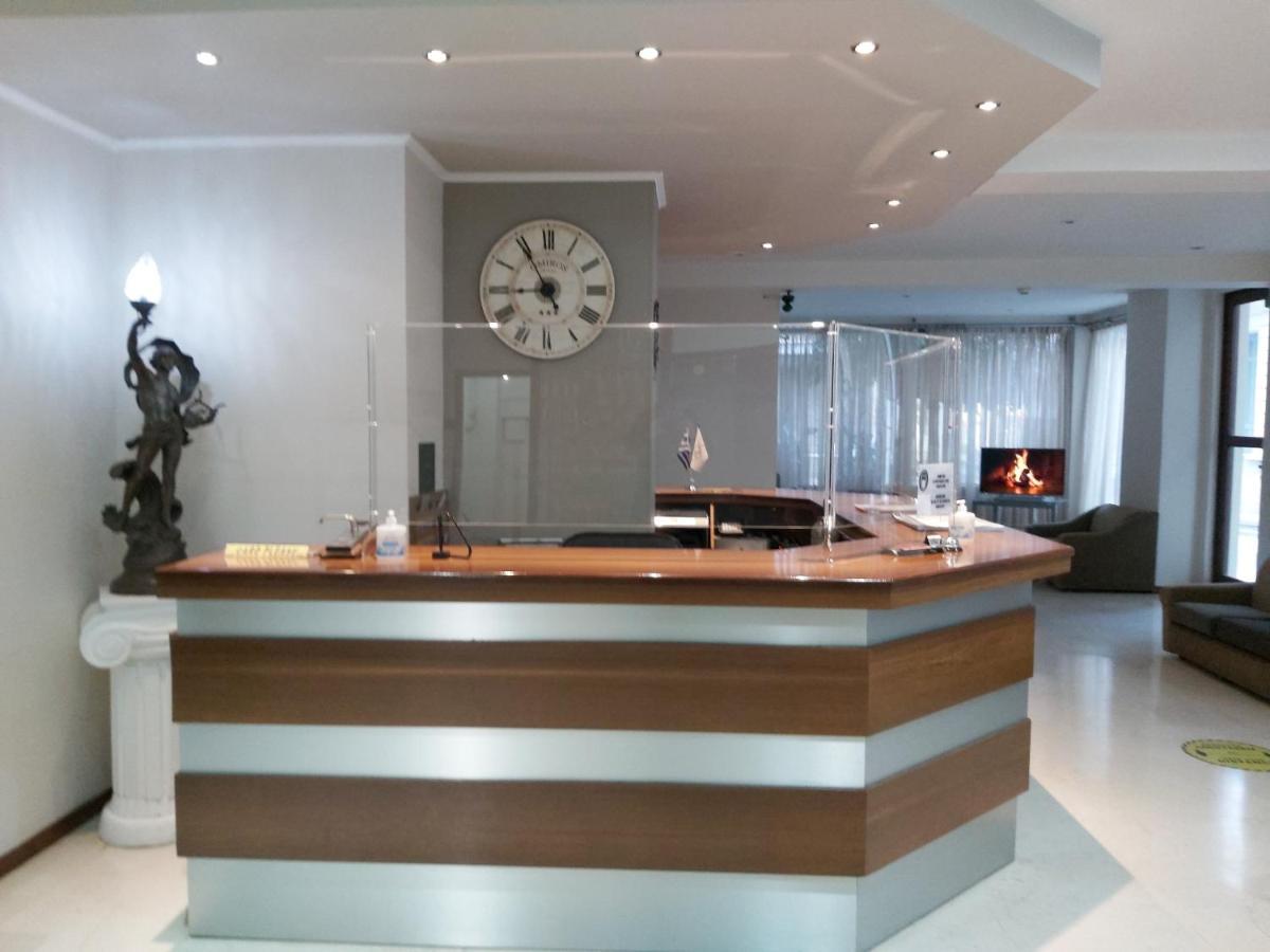 Omiros Hotel Athens Ngoại thất bức ảnh