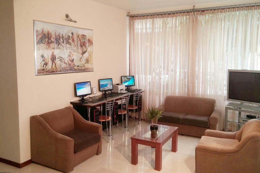 Omiros Hotel Athens Ngoại thất bức ảnh